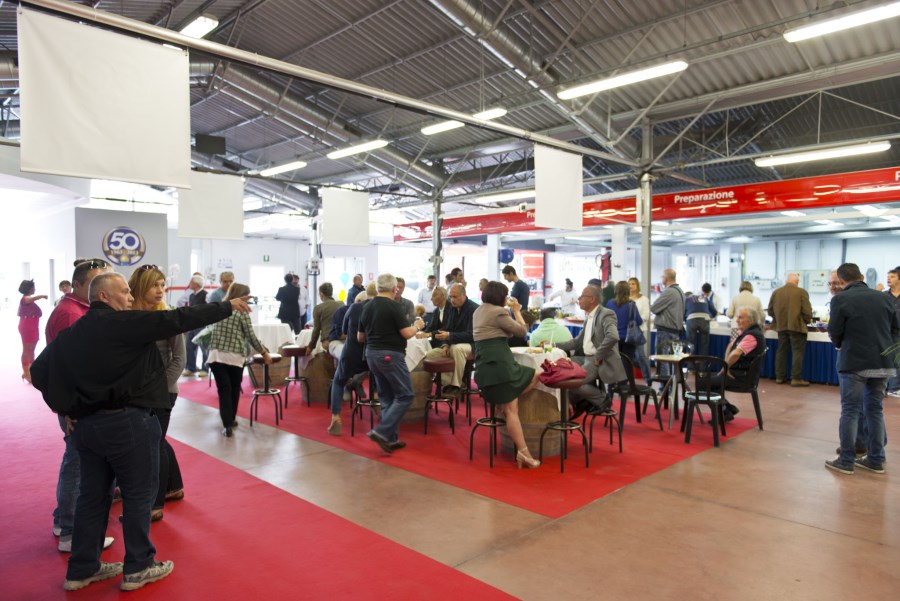 nuova carrozzeria levante bologna la festa per i 50 anni