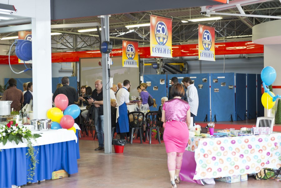 nuova carrozzeria levante bologna la festa per i 50 anni