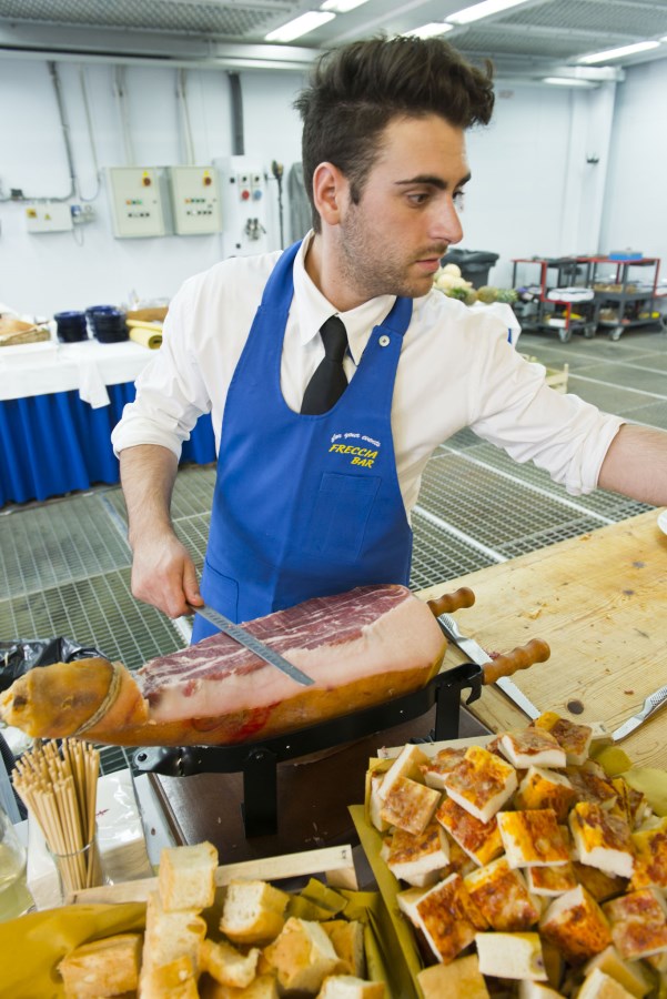 nuova carrozzeria levante bologna la festa per i 50 anni