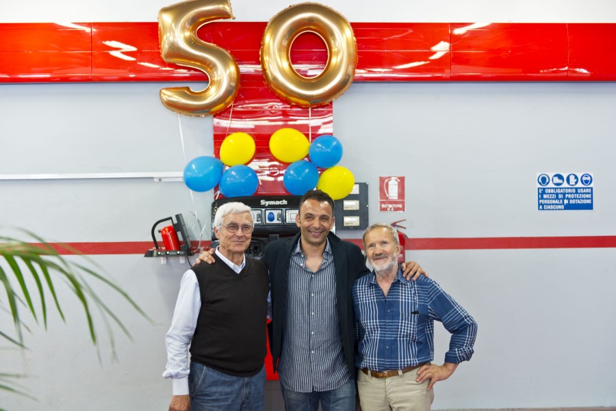 nuova carrozzeria levante bologna la festa per i 50 anni
