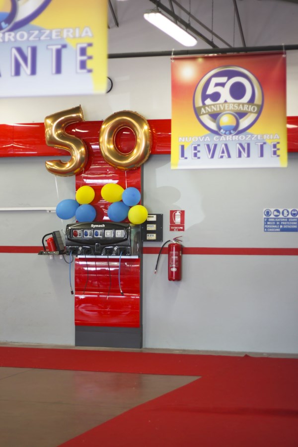 nuova carrozzeria levante bologna la festa per i 50 anni
