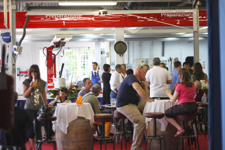 nuova carrozzeria levante bologna la festa per i 50 anni